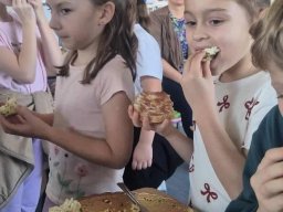 Rok szkolny 2025-2026 - 033 - DzieΣ Chleba